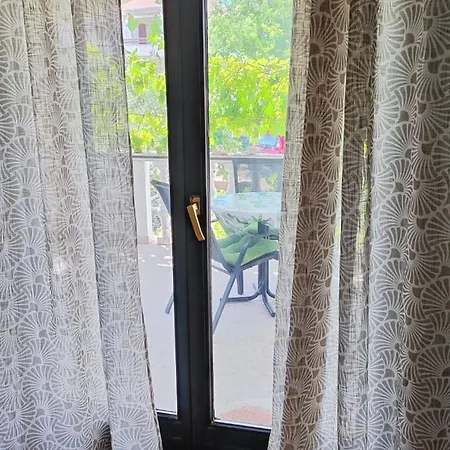 Stela 2 Apartamento Povljana