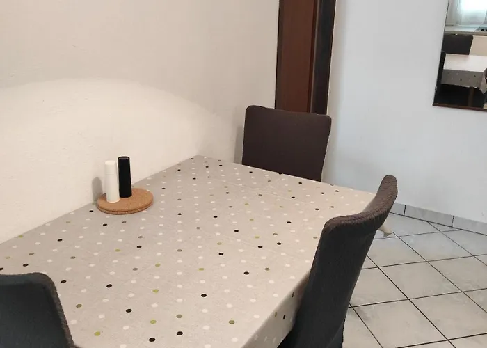 Stela 2 Lägenhet Povljana